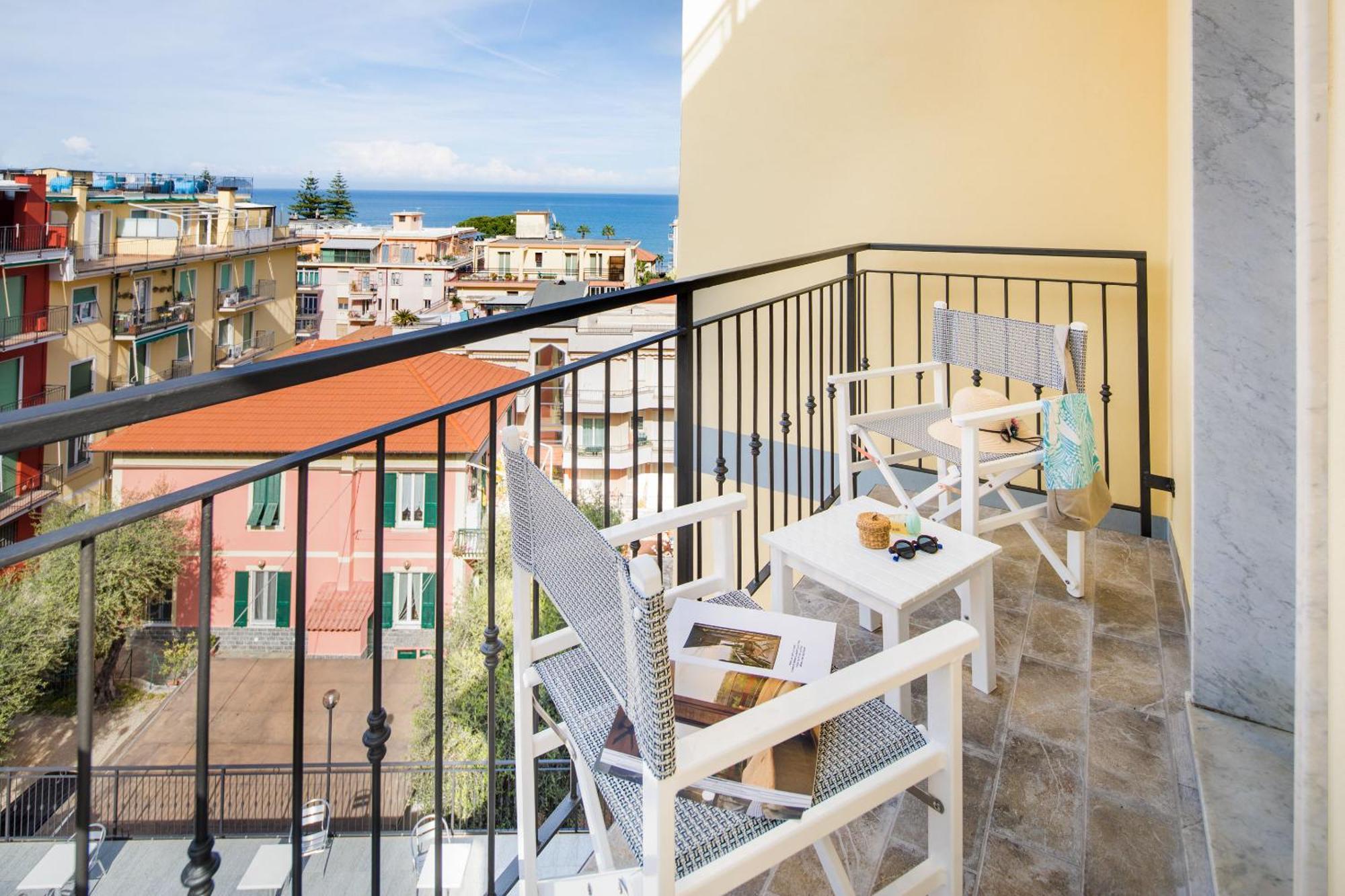 Hotel Tritone Laigueglia Esterno foto